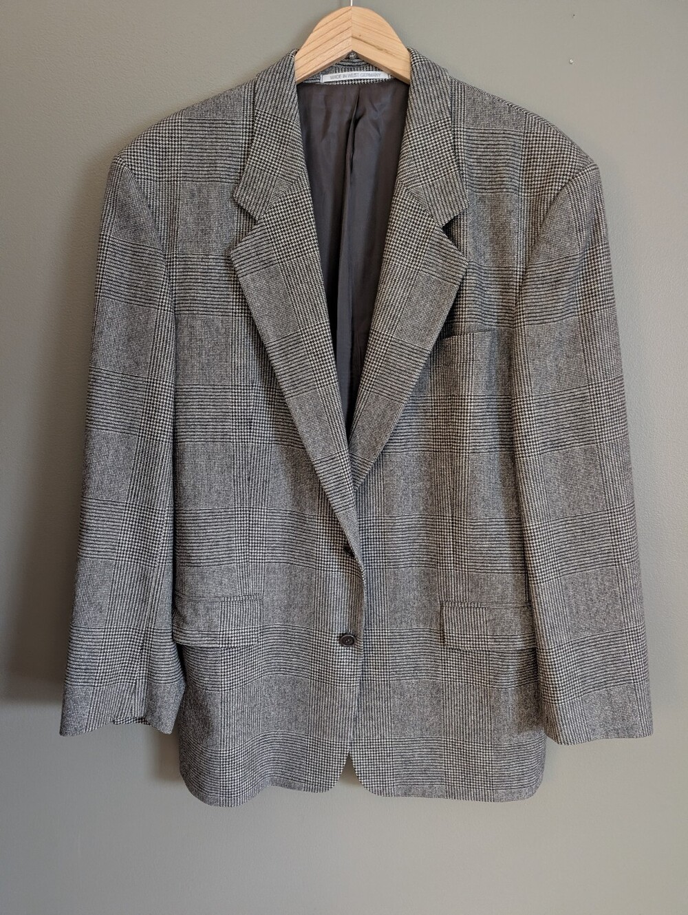 Hugo Boss Cashmere Houndstooth Plaid Blazer Size 42L